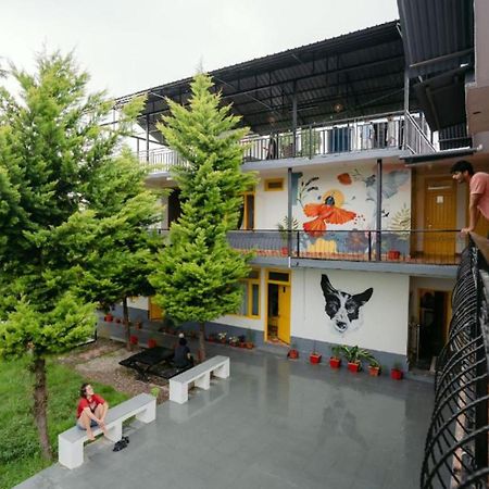 The Hosteller Bir Exterior foto