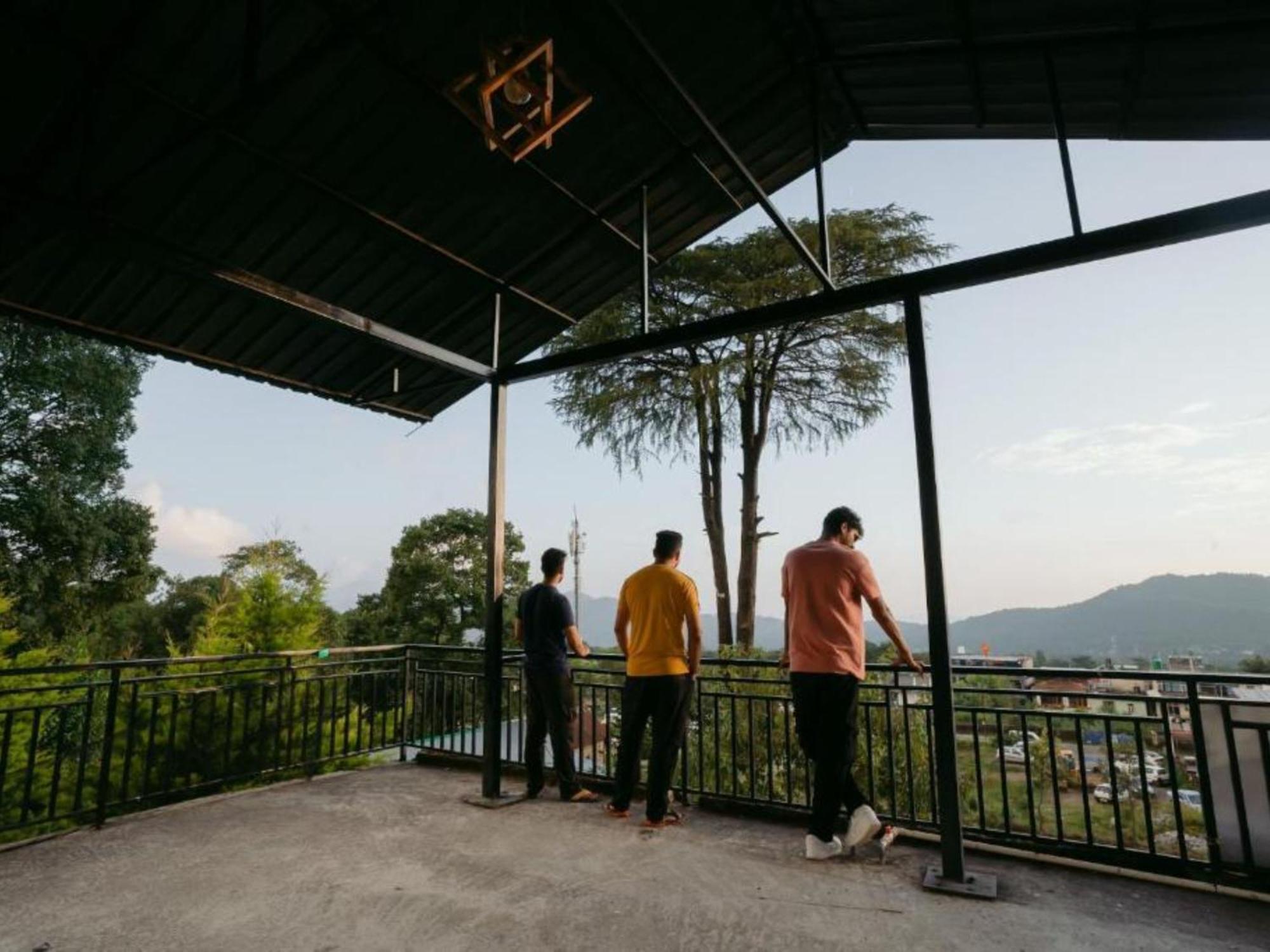 The Hosteller Bir Exterior foto